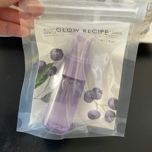 Glow recipe blueberry bounce gentle cleanser